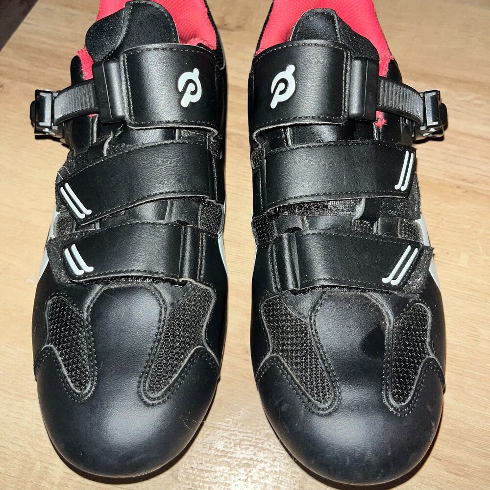 Peloton Cycling Shoes (M: size 8, W: size 10)